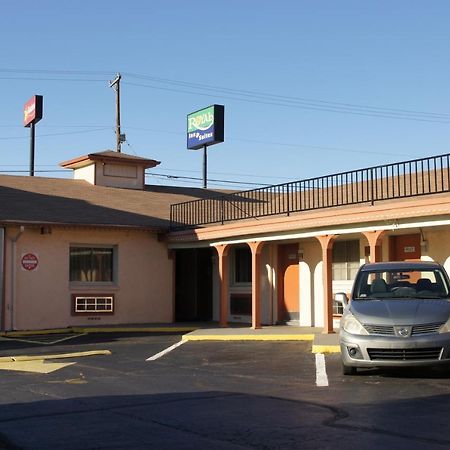 Royalinn & Suites Μπέρλινγκτον Εξωτερικό φωτογραφία