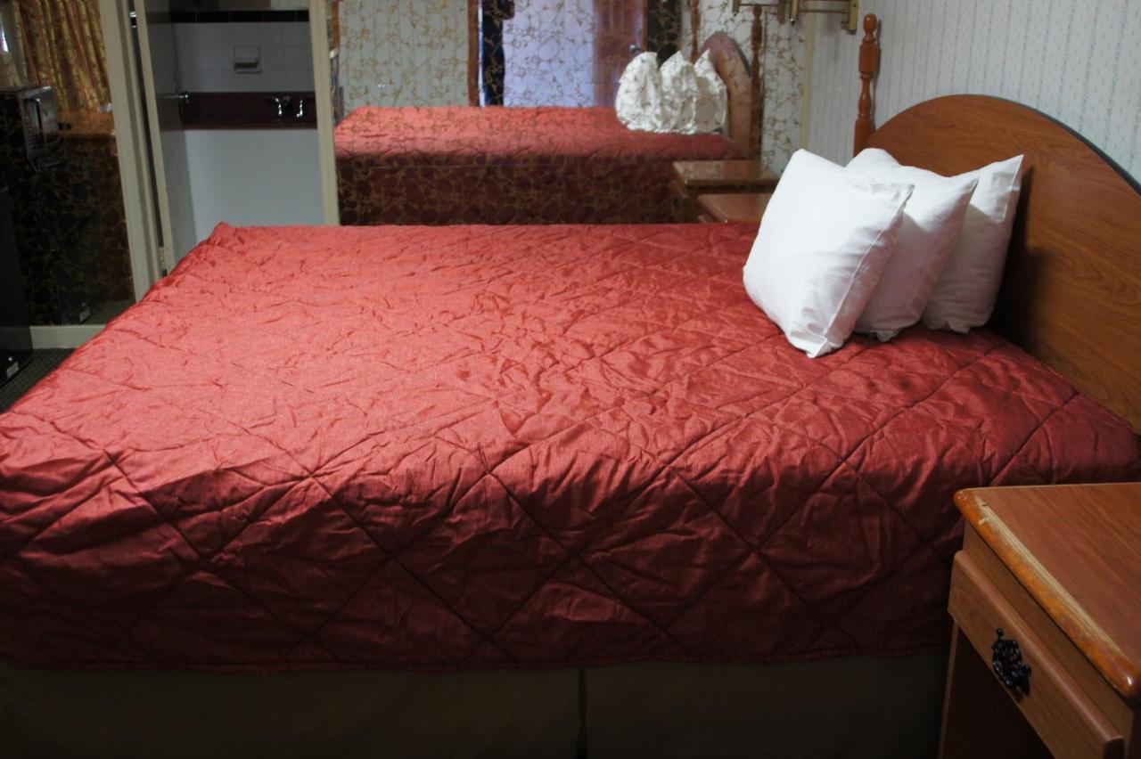 Royalinn & Suites Μπέρλινγκτον Εξωτερικό φωτογραφία